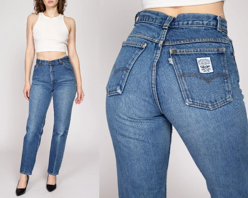 Basic Version Medium 80s Levis White Tab High Waisted Jeans 28"