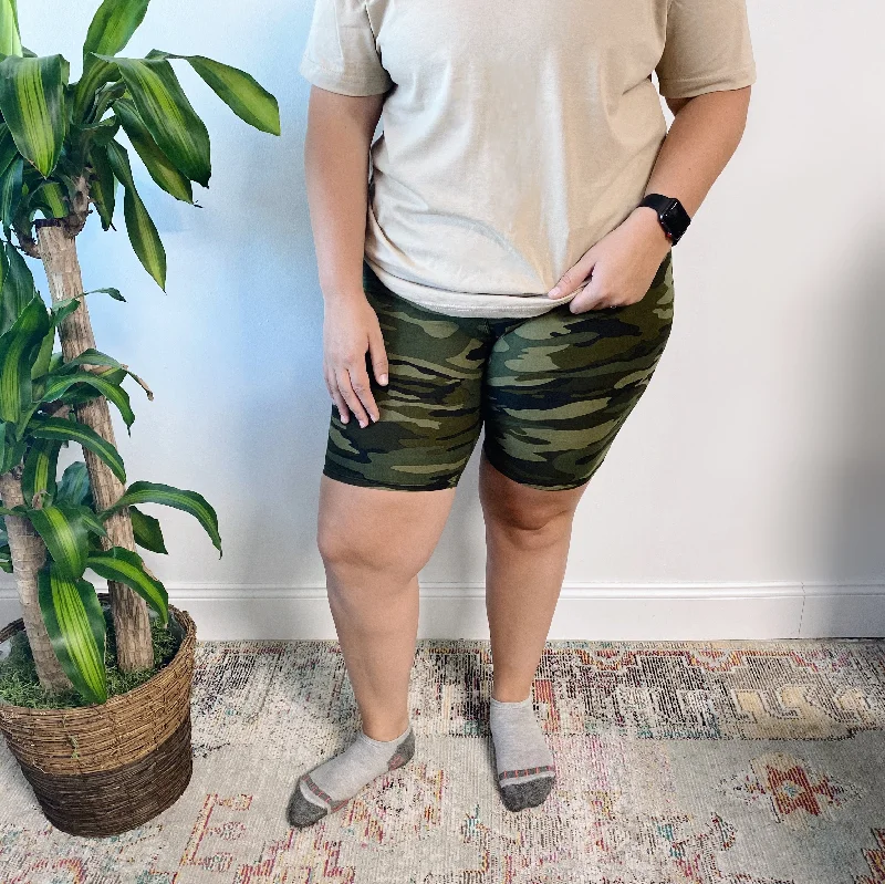 Innovative Design Green Camo • Biker Shorts
